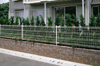 グリッドフェンス