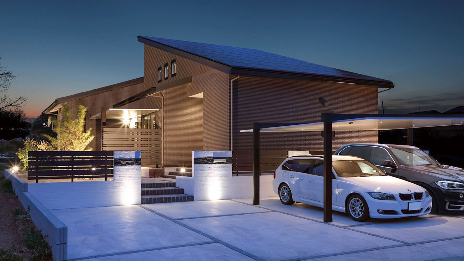 シンプルなデザインでモダンな住宅外観を引き立たせる