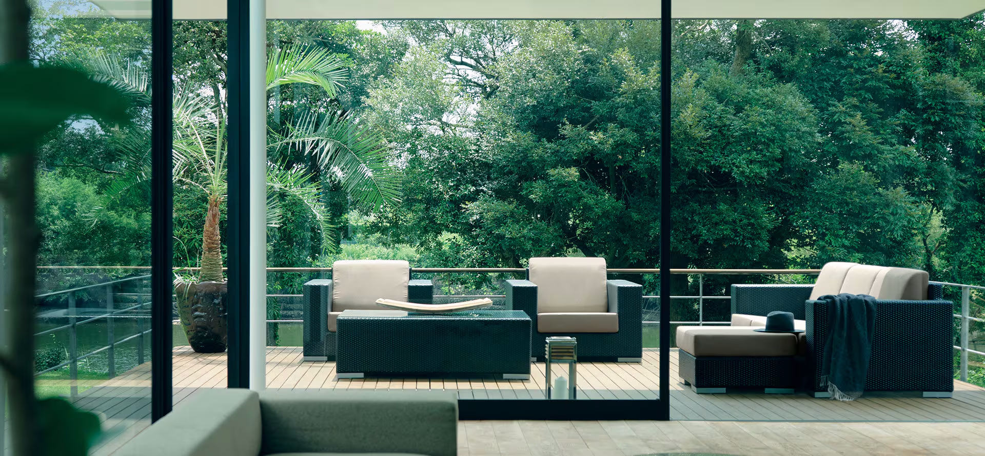 ガーデンファニチャー