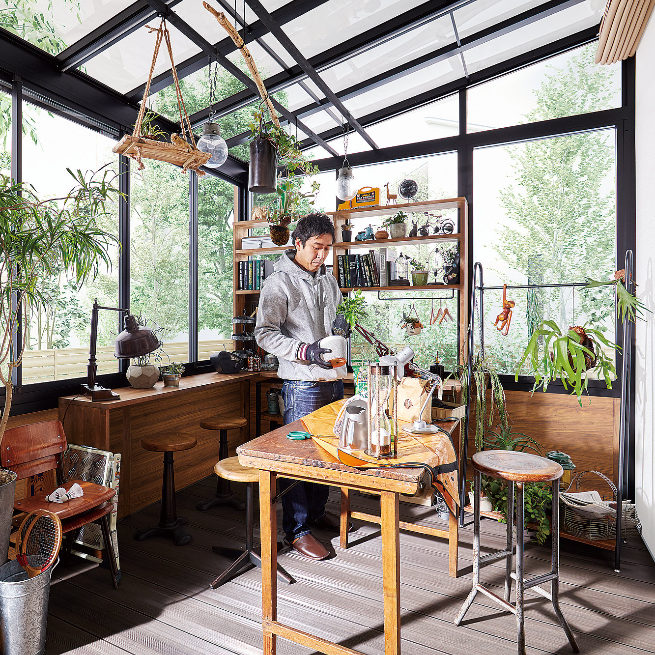 シンプルなデザインでモダンな住宅外観を引き立たせる